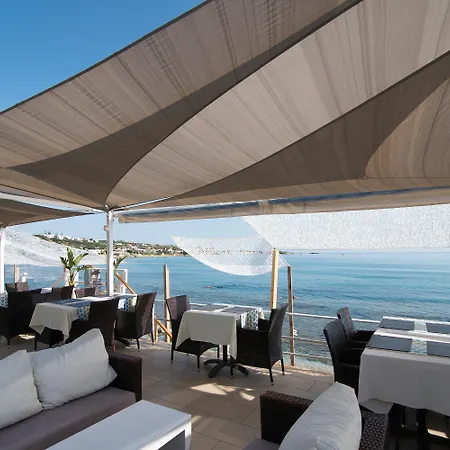 Hotel Alia By Estia 4*