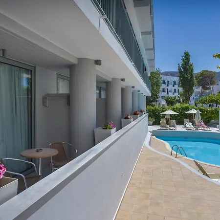 Hotel Alia By Estia