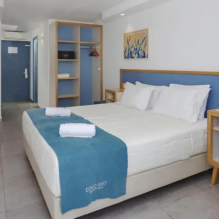 Hotel Alia By Estia 4*