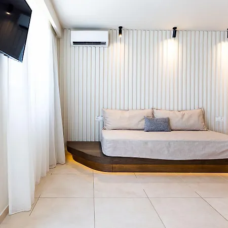 Hotel Alia By Estia 4*